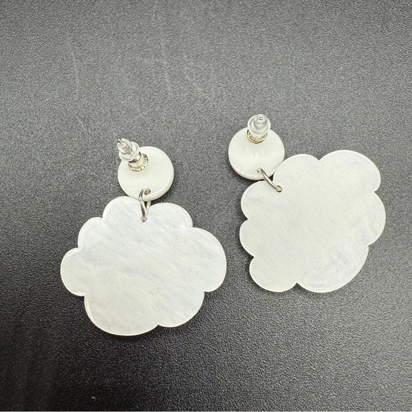 White Cloud Acrylic Earrings with Iridescent Purple Heart Accent - Picture 10 of 10